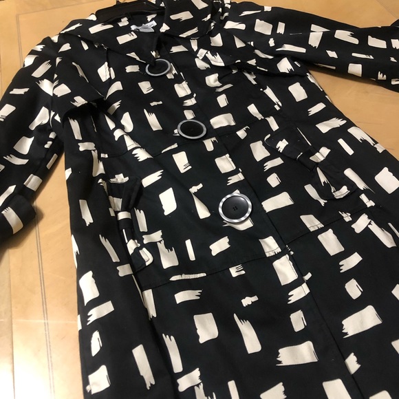 Lun Black & White Print Jacket - Picture 4 of 9